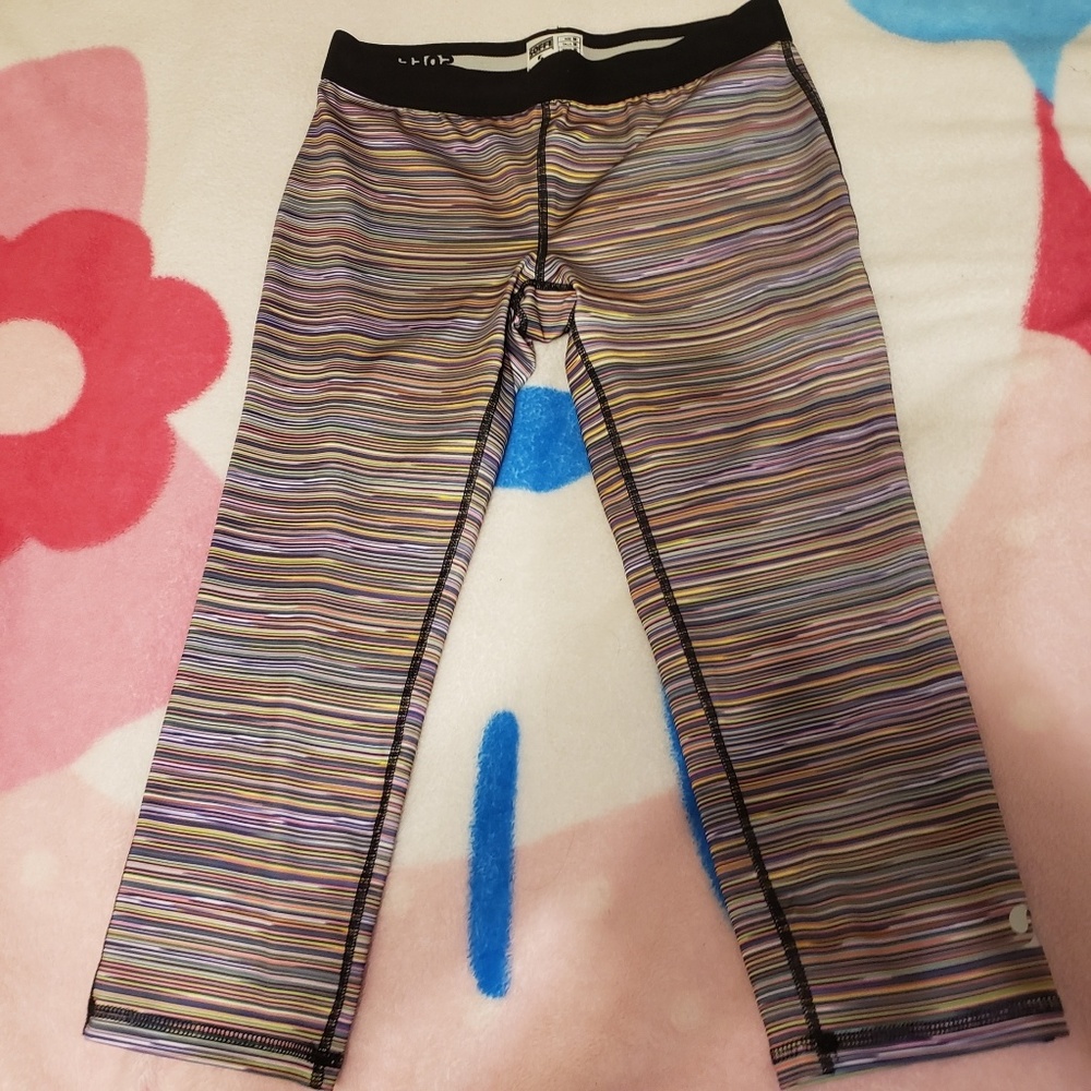 Euc Soffe Dri fit soffe capris size medium